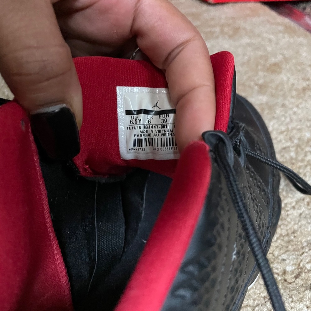 NIKE AIR JORDAN 9 RETRO LOW BLACK-GYM RED-WHITE - Picture 5 of 5